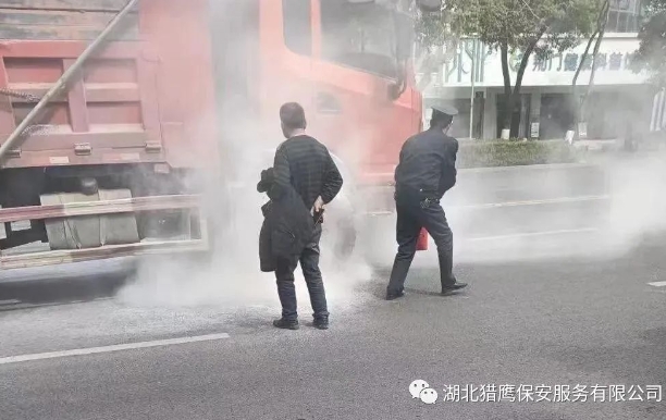 當(dāng)保安人員提供門衛(wèi)服務(wù)的時候，這2點要注意！