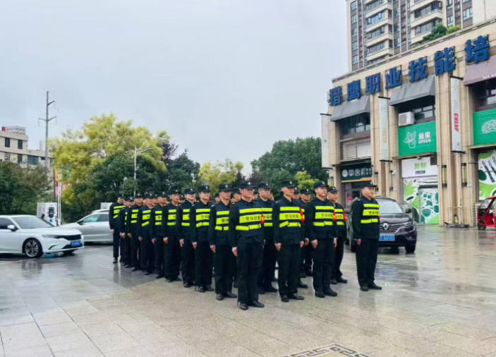 大型戶外活動保安如何應(yīng)對突發(fā)風(fēng)險？需與哪些團(tuán)隊協(xié)作？